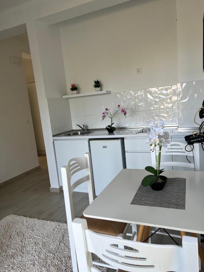 Rasi Luxury Apartments Ülgün Dış mekan fotoğraf